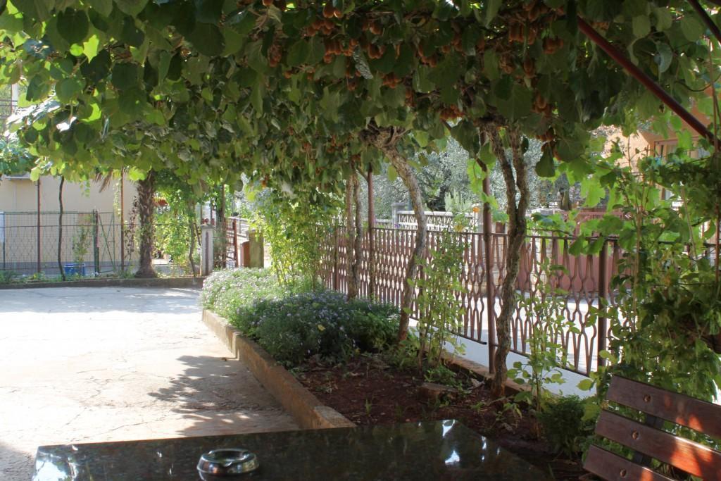 Apartments With A Parking Space Umag - 7110 Ngoại thất bức ảnh